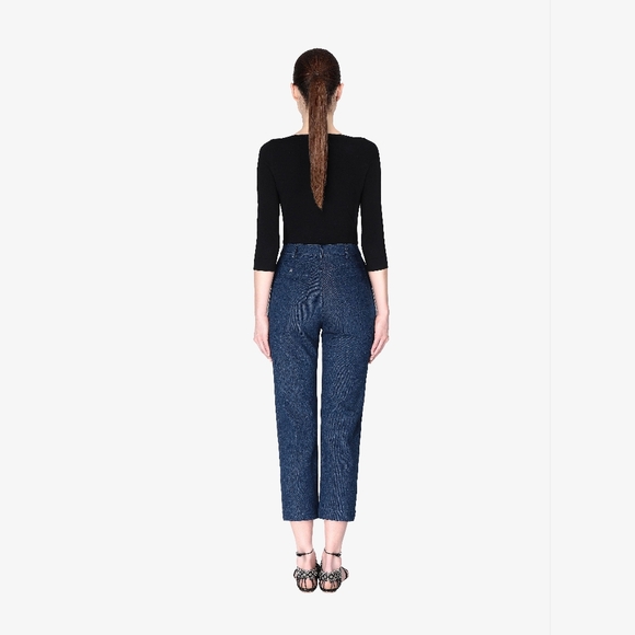 Preowned black top - Picture 2 of 3